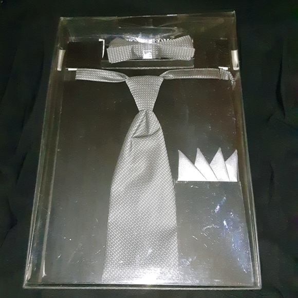 Pronto Uomo Boxed gift set Tie, Bowtie & faux pocket hankie - Picture 6 of 15